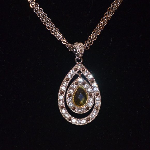 Vintage 3 Chained Necklace w/ Teardrop Shaped Pendant - Picture 2 of 3